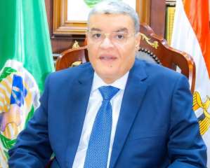 محافظ المنيا يهنئ الرئيس السيسي...