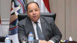 وزير المالية للعمال في عيدهم:...