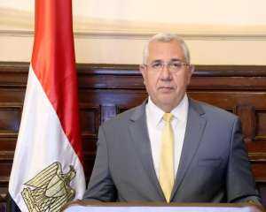 وزير الزراعة يوجه بتكثيف الإرشادات...