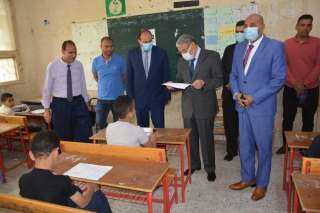 محافظ المنيا يتابع بدء امتحانات...