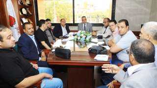 محافظ سوهاج يعقد اجتماعا لمناقشة...