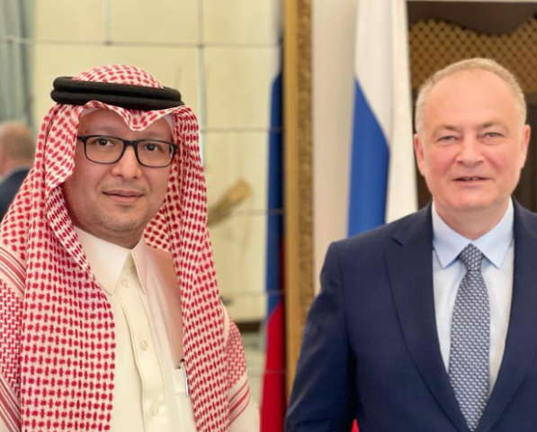 السفير السعودي في بيروت يلتقى نظيره الروسى