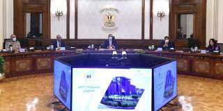 رئيس الوزراء يتابع الموقف التنفيذي...