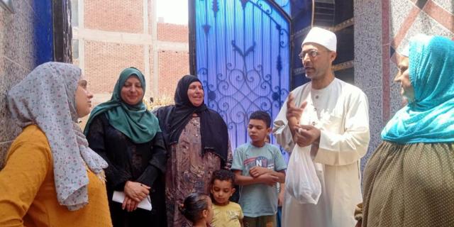 اللجنة الوطنية للقضاء على ختان الإناث تواصل فعاليات حملة طرق الابواب ”احميها من الختان”بمحافظة المنوفية