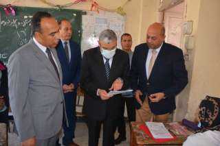 محافظ المنيا يقرر إيقاف رئيس...