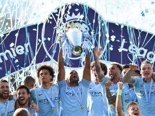 مانشستر سيتي يتوج بلقب الدوري...
