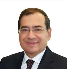 وزير البترول يشارك في فعاليات...