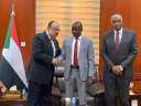 السفير المصري في الخرطوم يلتقي...