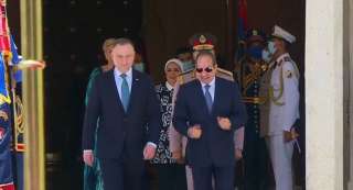 بث مباشر.. مراسم استقبال الرئيس...
