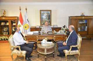 محافظ أسيوط يلتقى العضو المنتدب...
