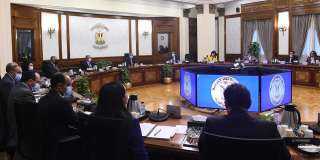 رئيس الوزراء يستعرض مقترح خطة...