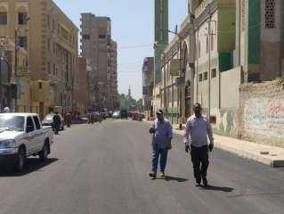 محافظ أسيوط: أعمال الرصف تتواصل...