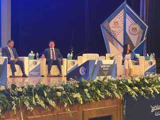 مستشار وزير الإنتاج الحربي يشارك...