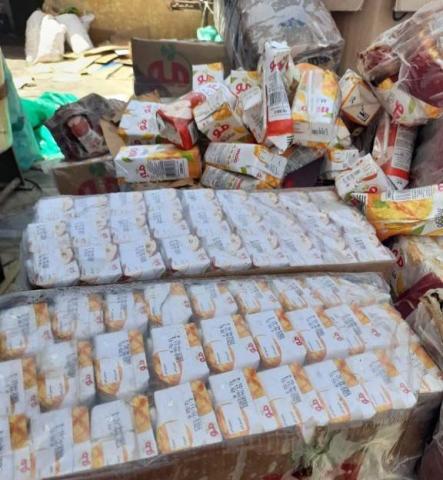 ضبط ٢١ ألف و٦٠٠ عبوة عصير مجهولة المصدر خلال حملات رقابية على المصانع بمدينة العاشر من رمضان