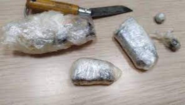 ضبط محاولة تهريب حشيش داخل لب وطوفي بمطار القاهرة