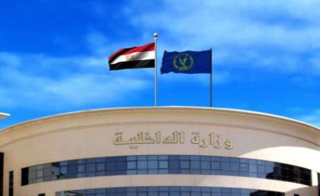 كشف ملابسات واقعة سرقة إحدى المدارس بالقاهرة ..وتحديد وضبط الجناه ..وإعادة المسروقات