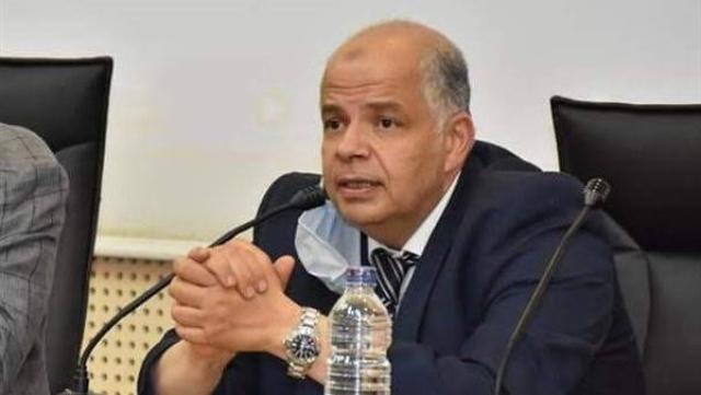 الدكتور أشرف عمر