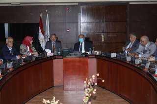وزير النقل يستقبل السفير الإيطالي...
