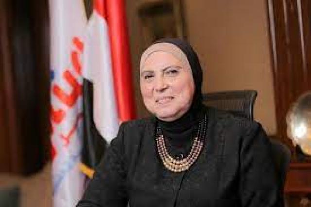 وزارة التجارة تمد حظر تصدير الفول والمكرونة والدقيق والذرة 3 أشهر