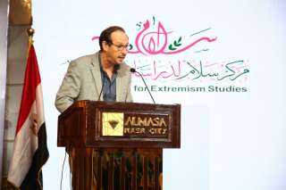 محمد المهدي أستاذ الطب النفسي:...