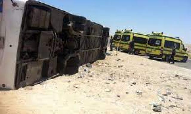إصابة 3 بينهم إثيوبي ونيجيري في انقلاب سيارة على طريق العلمين