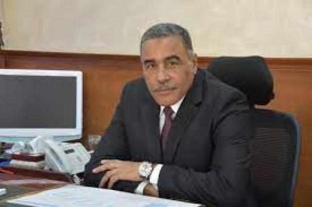 محافظ مطروح يوجه بالارتقاء بالخدمات المقدمة للمواطنين