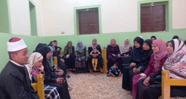 محافظ أسوان يتابع أنشطة وفعاليات المشروع القومى لتنمية الأسرة
