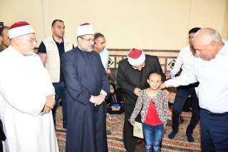 وزير الأوقاف ومحافظ الوادي الجديد...