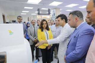 محافظ دمياط تفتتح مبنى بنك...