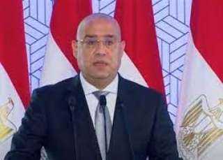 وزير الإسكان يتفقد مشروعات المنطقة...