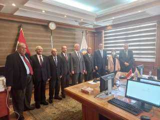 اللجنة المُختصة بترشيح رؤساء الجامعات...