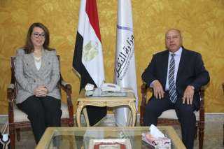 وزير النقل يستقبل وكيل السكرتير...