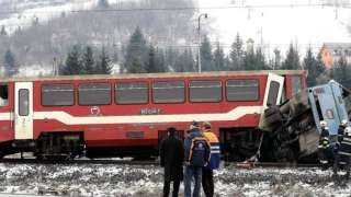 قتيل و5 جرحى في حادث...