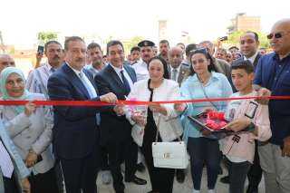 محافظ المنوفية يفتتح مدرسة الشهيد...
