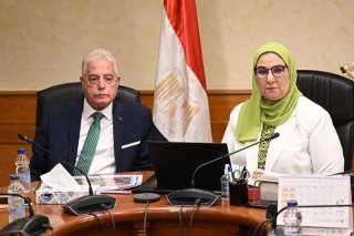 وزيرة التضامن الاجتماعي تستقبل محافظ...