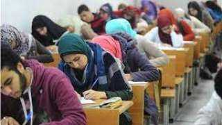 غدا.. طلاب الثانوية العامة يؤدون...