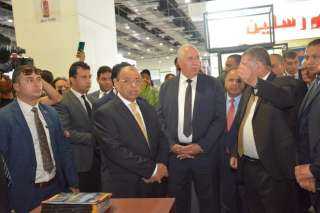وزير التنمية المحلية يشارك في...