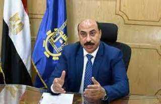 محافظ أسوان: توقيع الغرامات على...