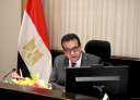 الدكتور خالد عبدالغفار يعقد اجتماعه...