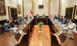 القائم بأعمال وزير الصحة والسكان...