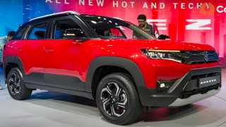 Suzuki اليابانية تطلق سيارة شبابية...