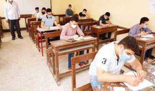 طلاب الثانوية العامة يستكملون غدا...
