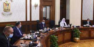 مصطفى مدبولى يتابع تنفيذ توجيهات...