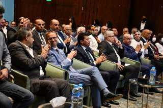 وزير الشباب والرياضة يشهد مراسم...