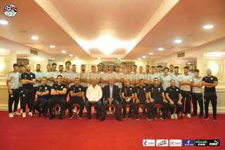 بعثة منتخب الشباب تصل السعودية