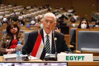 مصر تشارك في اجتماع القمة...
