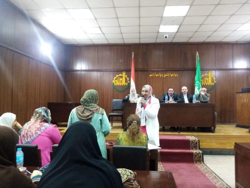 ندوة تدريبية بمجلس مدينة شبرا الخيمة لنشر ثقافة الخدمة المدنية ورفع كفاءة ومهارات العاملين بالموارد البشرية