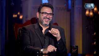 الفنان عمر خورشيد: أكرم حسنى...