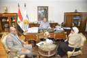 محافظ أسيوط يبحث دفع منظومة...