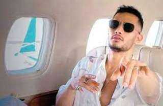 بالصور.. محمد رمضان يشارك جمهوره...